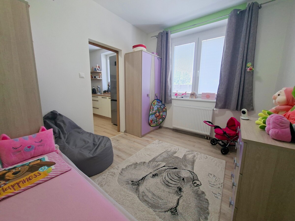 Na predaj 3 izbový byt, Vráble, 80m2, prerobený na 4i byt + záhrada — foto 9