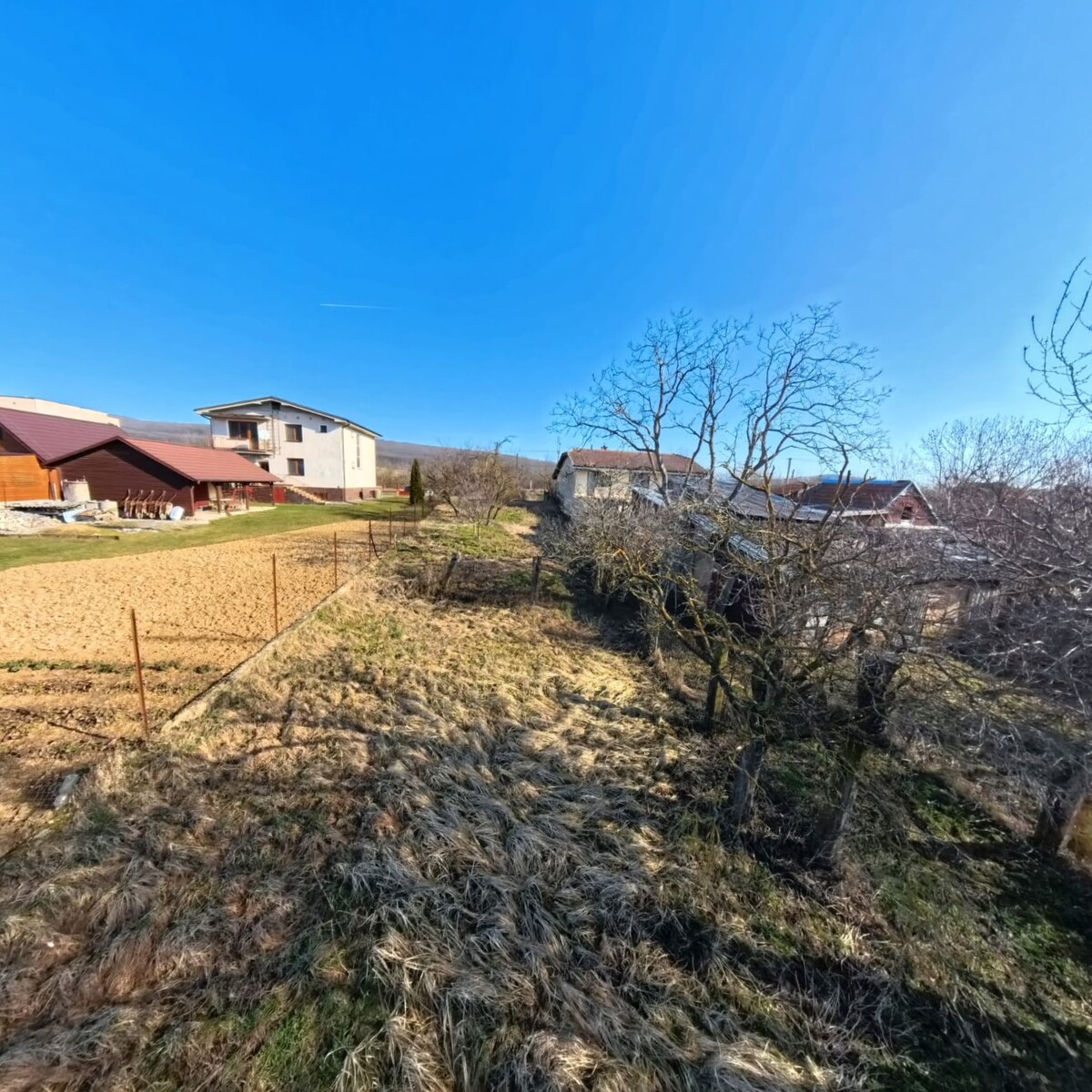 Stavebný pozemok 624 m² v tichej lokalite na skok od Nitry ! — foto 4