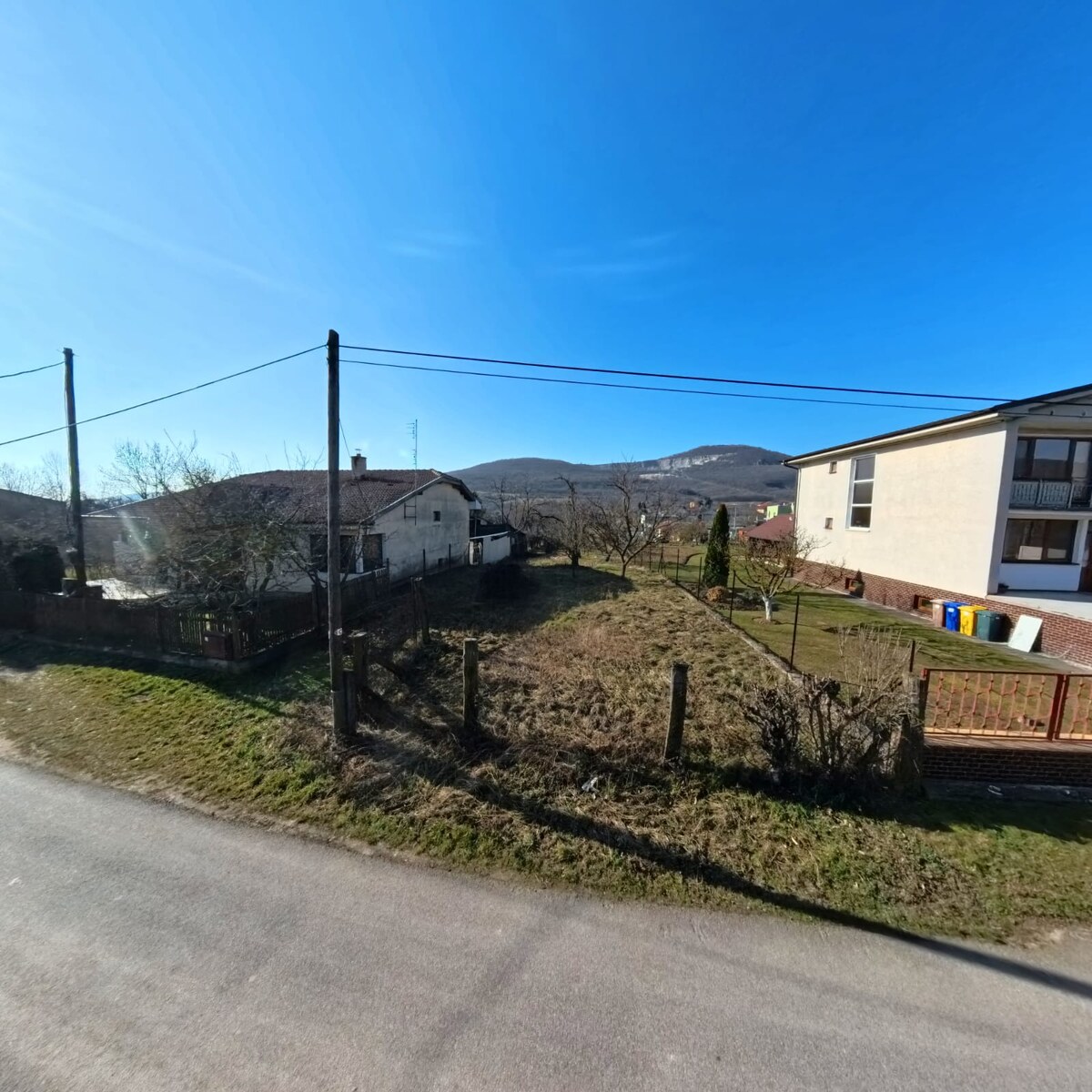 Stavebný pozemok 624 m² v tichej lokalite na skok od Nitry ! — foto 5
