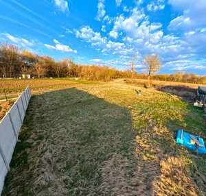 Široký, stavebný pozemok v Jelenci s dvoma prístupmi  !! — foto 4