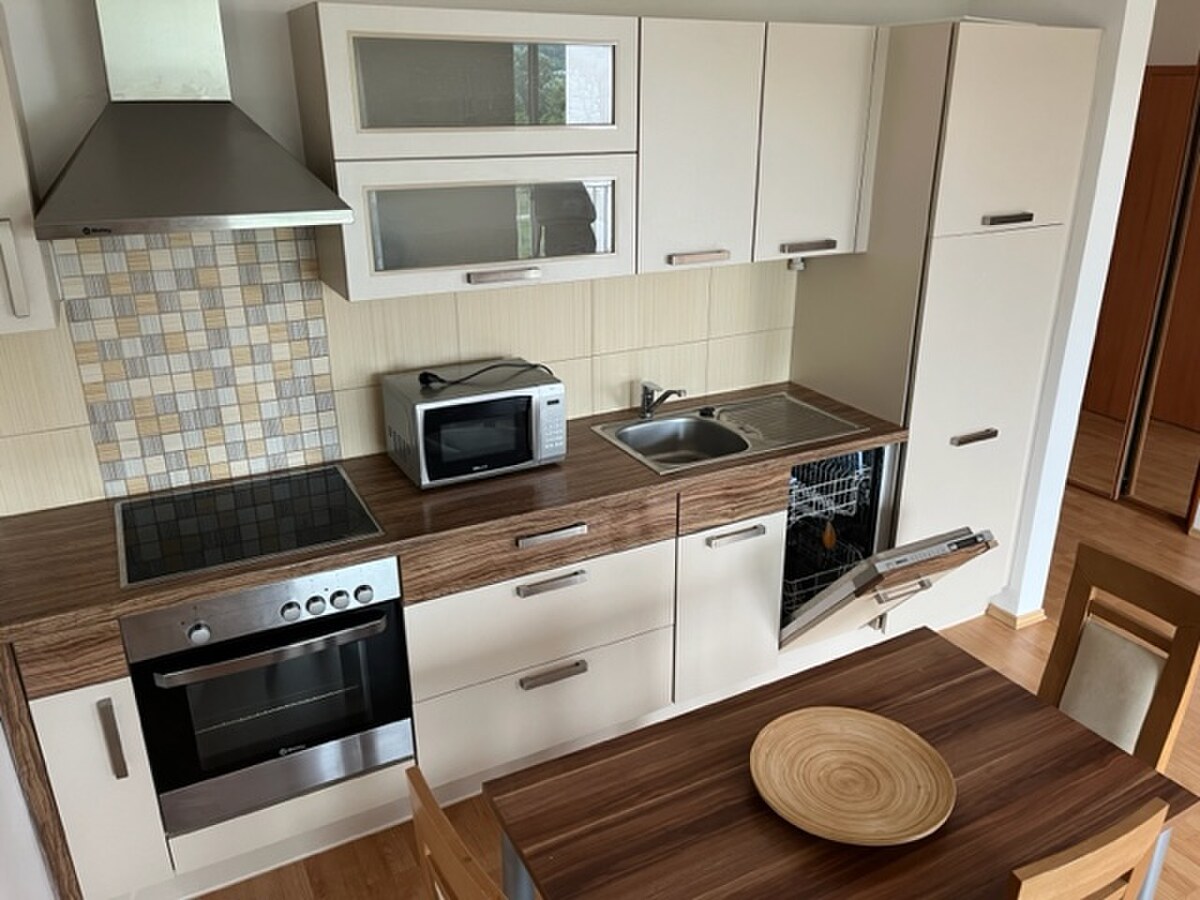 Prenájom 2 izbový byt Nitra, Chrenová, TOP poloha — foto 5
