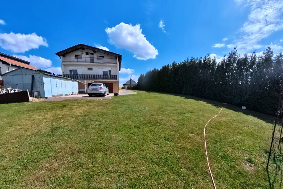 Na PREDAJ rodinný dom s pozemkom 3401 m2 v Ripňanoch !! — foto 17