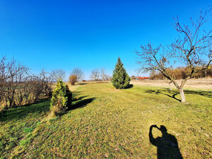 Ponúkam na predaj záhradu v Lúčnici nad Žitavou, 1000m2, 5km Vráble, — foto 3