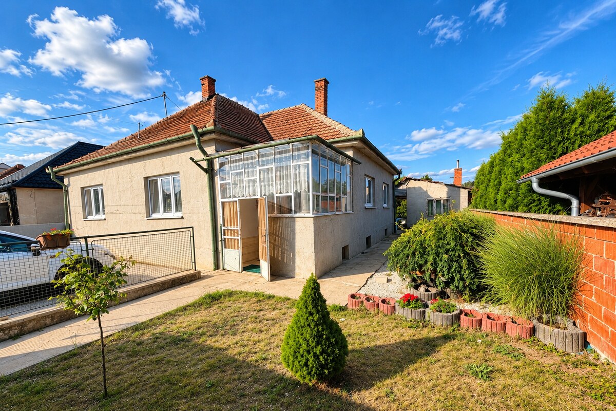 EXKLUZÍVNE Na predaj 4i rodinný dom, Jelšovce, pozemok 1122 m2