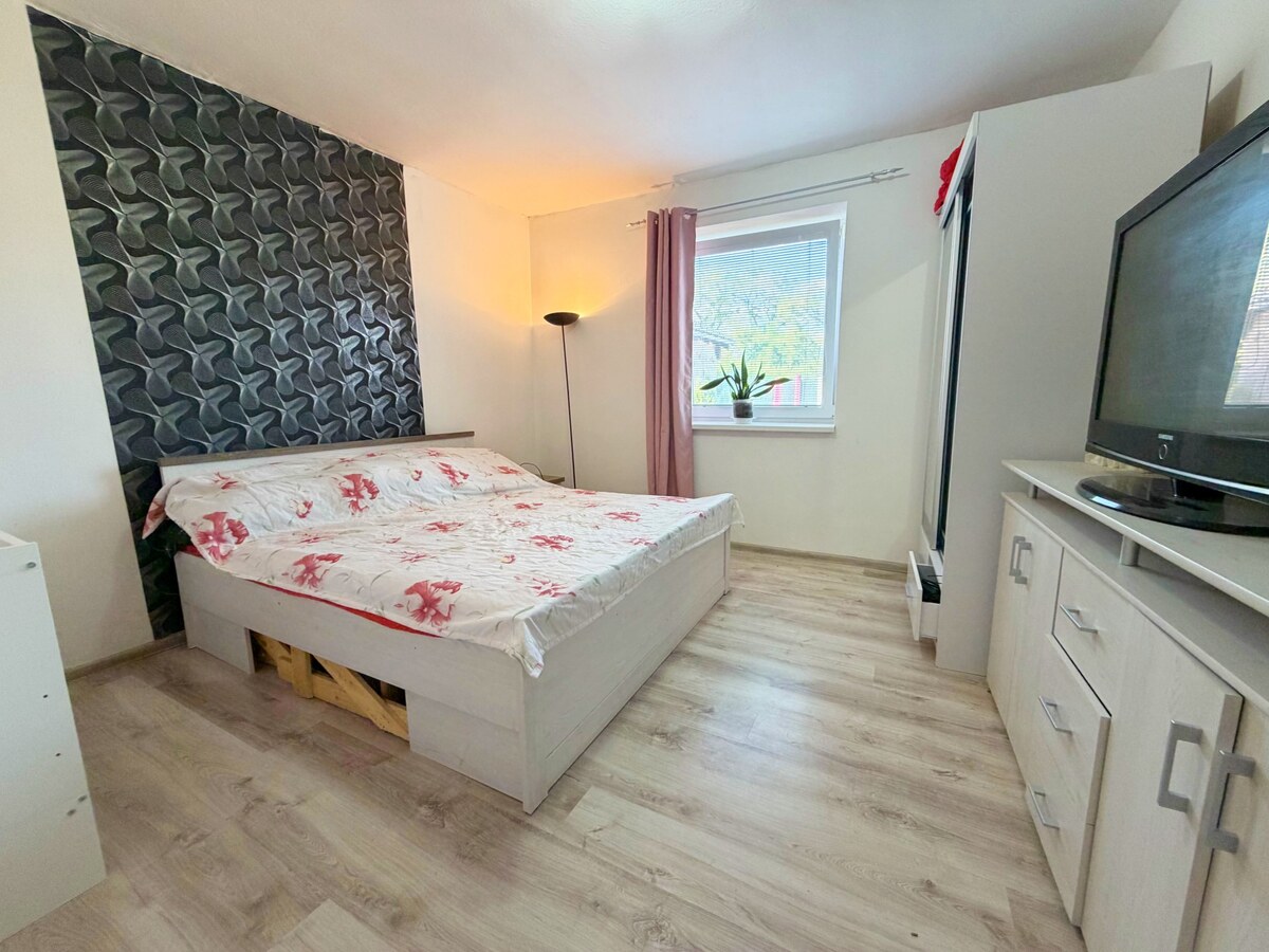 EXKLUZÍVNE Na predaj 4i rodinný dom, Jelšovce, pozemok 1122 m2 — foto 7