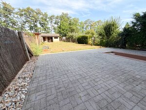Ponúkam na predaj veľký 4i rodinný dom v tichej slepej ulici — foto 13