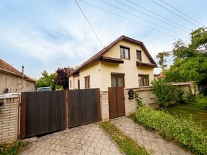 Na predaj 5i rodinný dom vo Vrábľoch, pozemok 1020m2, blízko centra — foto 1
