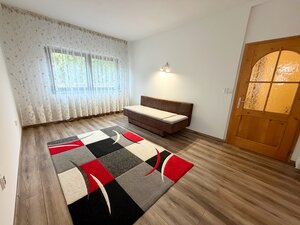 Na predaj 5i rodinný dom vo Vrábľoch, pozemok 1020m2, blízko centra — foto 12