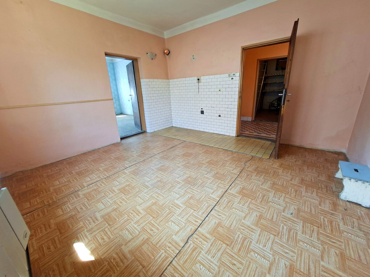 EXKLUZÍVNE Na predaj 3i rodinný dom, Dyčka - Vráble, pozemok 790m2 — foto 13