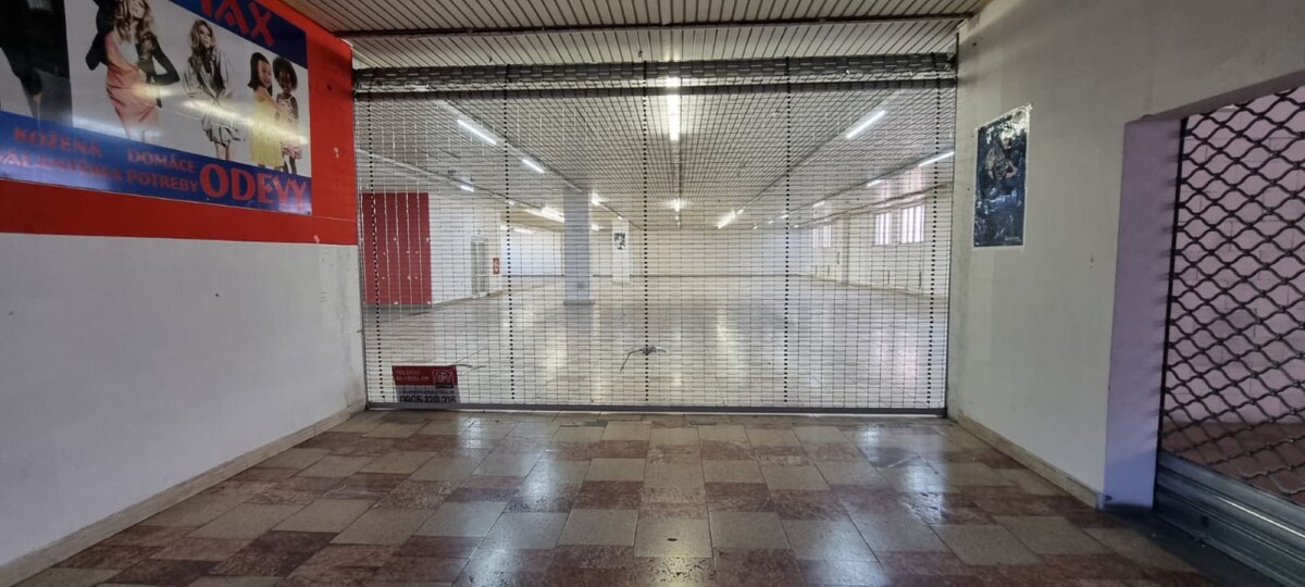Obchodné priestory na prenájom — foto 9
