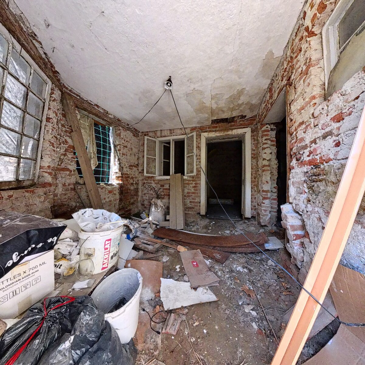NA PREDAJ DVOJ DOM V CENTRE VRÁBEĽ SO ZÁHRADOU 975m2 — foto 16