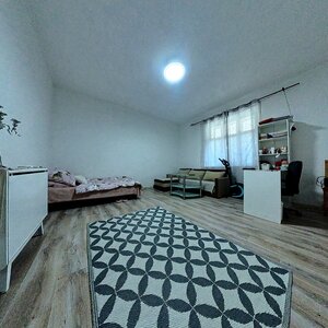 NA PREDAJ DVOJ DOM V CENTRE VRÁBEĽ SO ZÁHRADOU 975m2 — foto 5