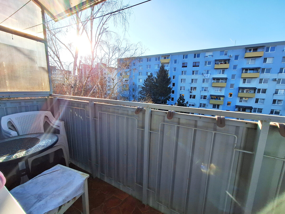 EXKLUZÍVNE Ponúkam na predaj prerobený 3 izbový byt, Vráble, Lúky — foto 17