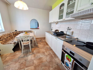EXKLUZÍVNE Ponúkam na predaj prerobený 3 izbový byt, Vráble, Lúky — foto 6