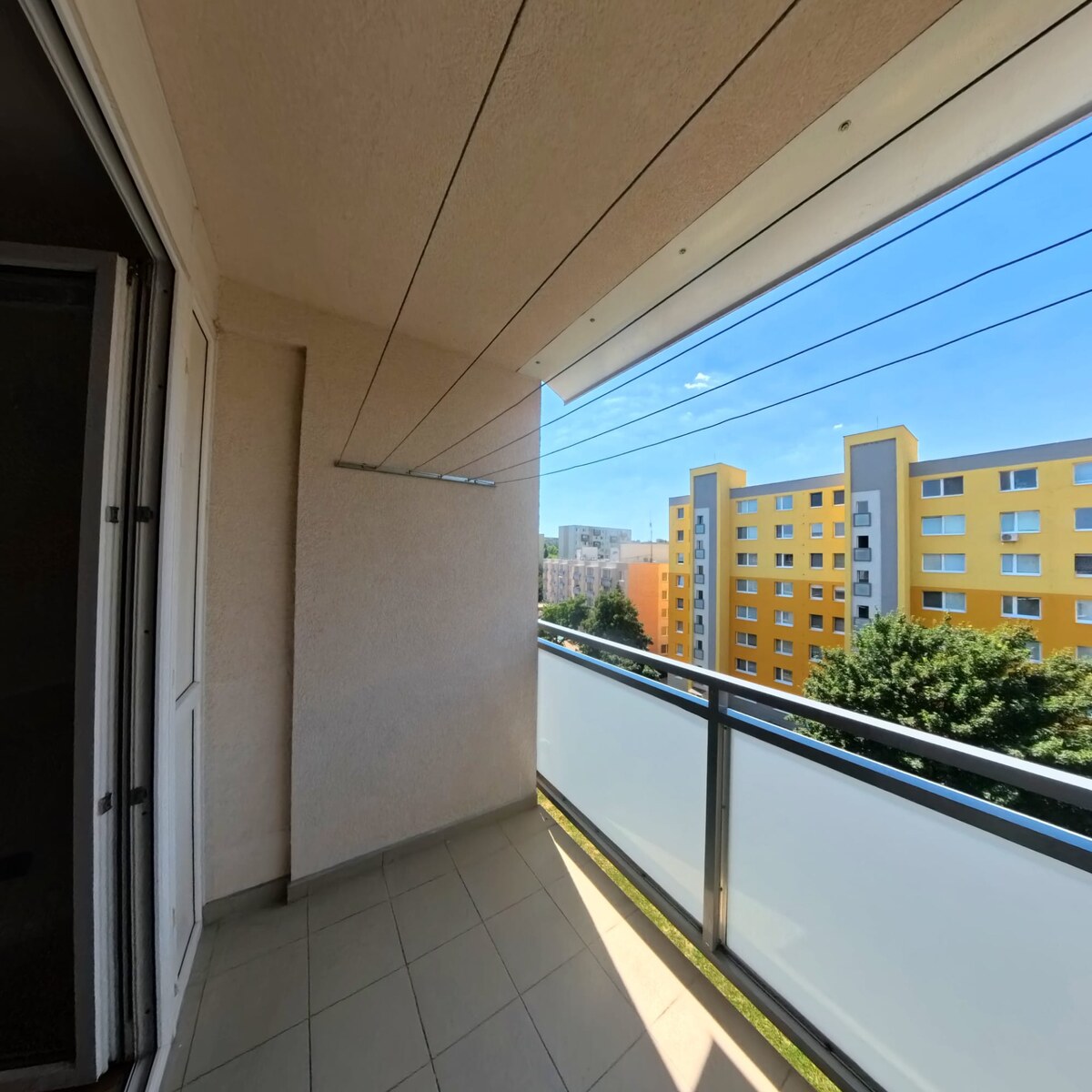 Kompletne zrekonštruovaný 3 izbový byt, pripravený na okamžité bývanie — foto 12