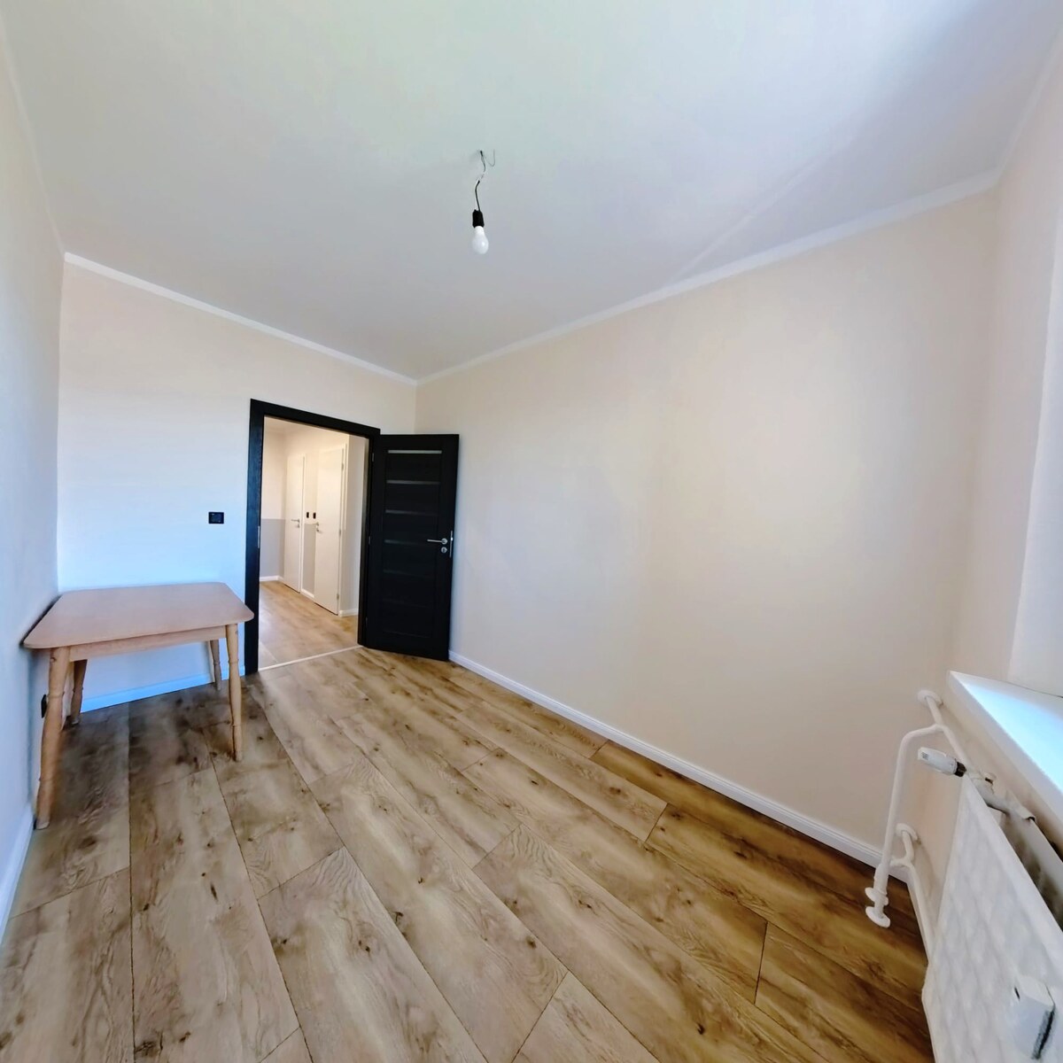 Kompletne zrekonštruovaný 3 izbový byt, pripravený na okamžité bývanie — foto 15