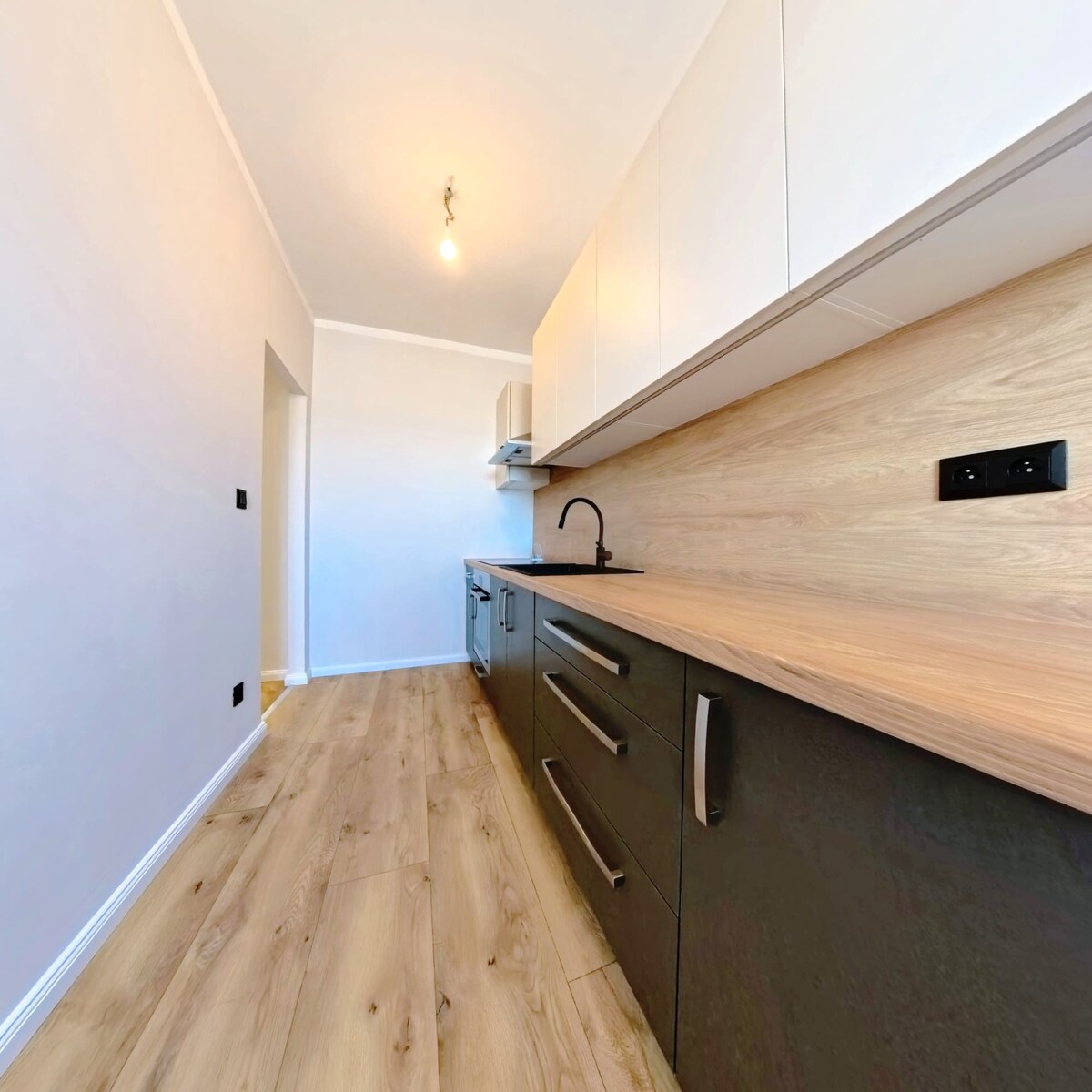 Kompletne zrekonštruovaný 3 izbový byt, pripravený na okamžité bývanie — foto 4