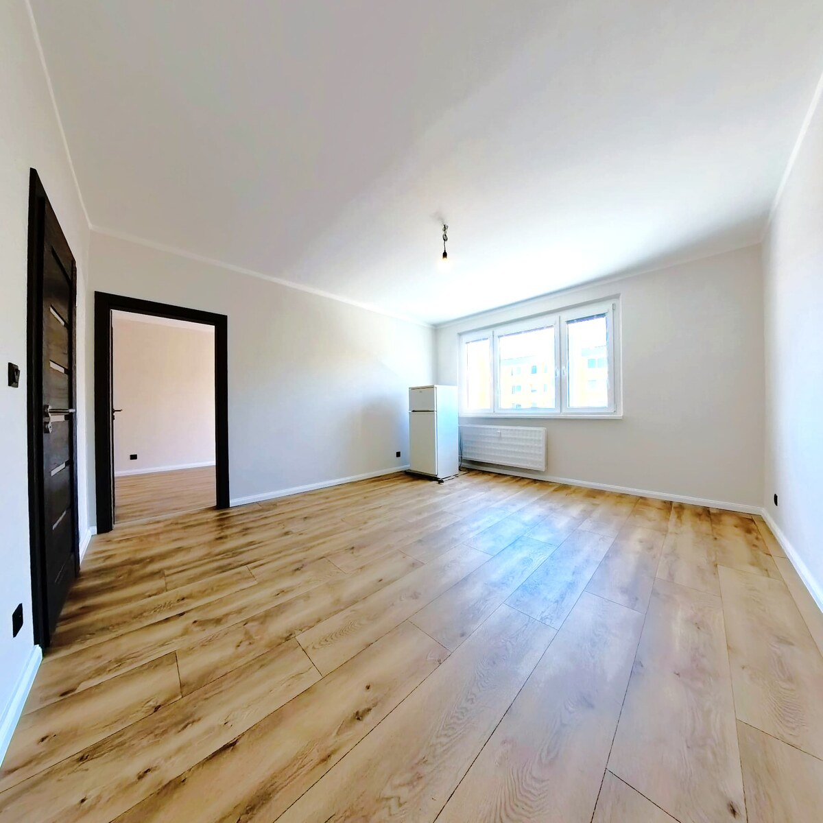 Kompletne zrekonštruovaný 3 izbový byt, pripravený na okamžité bývanie — foto 7