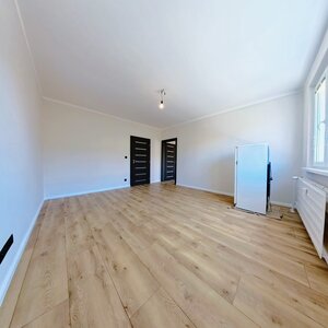 Kompletne zrekonštruovaný 3 izbový byt, pripravený na okamžité bývanie — foto 8