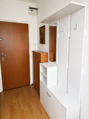 PREDAJ : 1 IZBOVÝ BYT, UL. KOMENSKÉHO, KOMÁRNO — foto 5