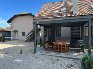 Na predaj : PRVÝ  PENZIÓN  pri kúpalisku . Podhájska — foto 2