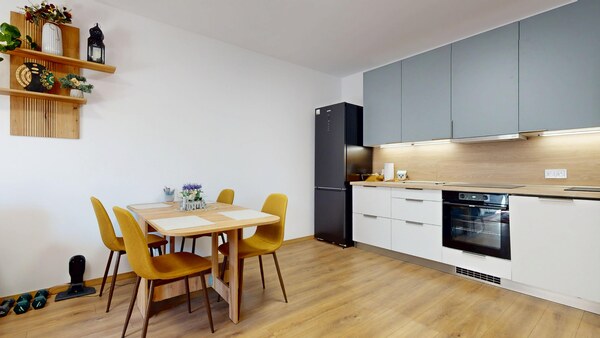 PRENÁJOM 2 izbový, zariadený byt v Danube residencia - REZERVOVANÉ