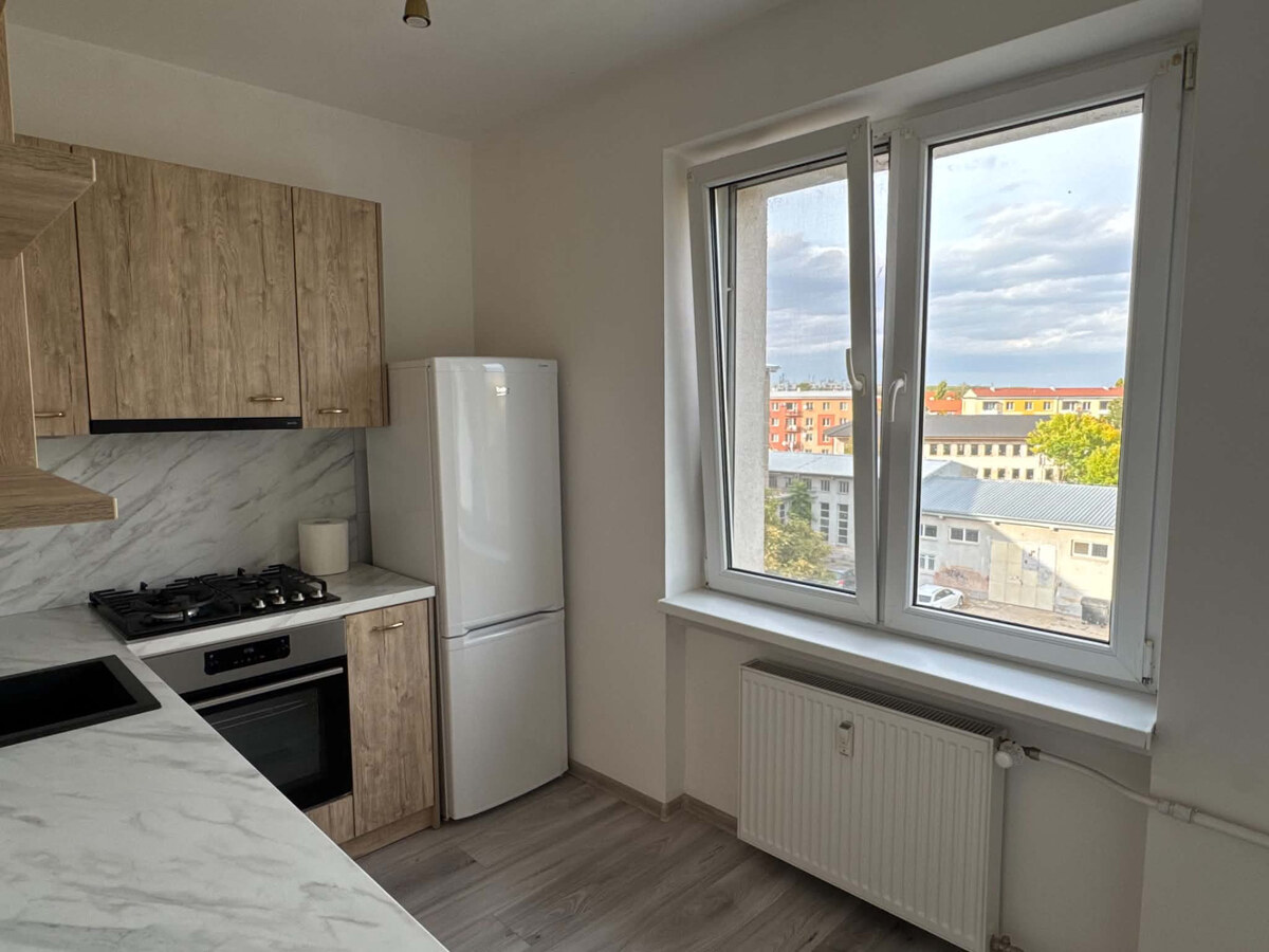 PRENÁJOM 2 izbový, zariadený byt na ul.Mederčská - KOMÁRNO — foto 2
