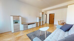 PRENÁJOM 2 izbový, zariadený byt pri nemocnici v Komárne — foto 2