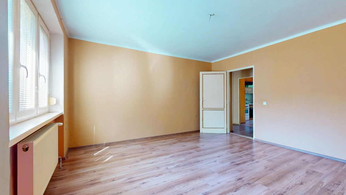 PREDAJ 3 izbový, tehlový byt s balkónom - REZERVOVANÉ — foto 9