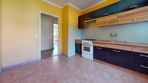 PREDAJ 3 izbový, tehlový byt s balkónom - REZERVOVANÉ — foto 1