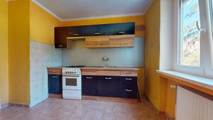 PREDAJ 3 izbový, tehlový byt s balkónom - REZERVOVANÉ — foto 2
