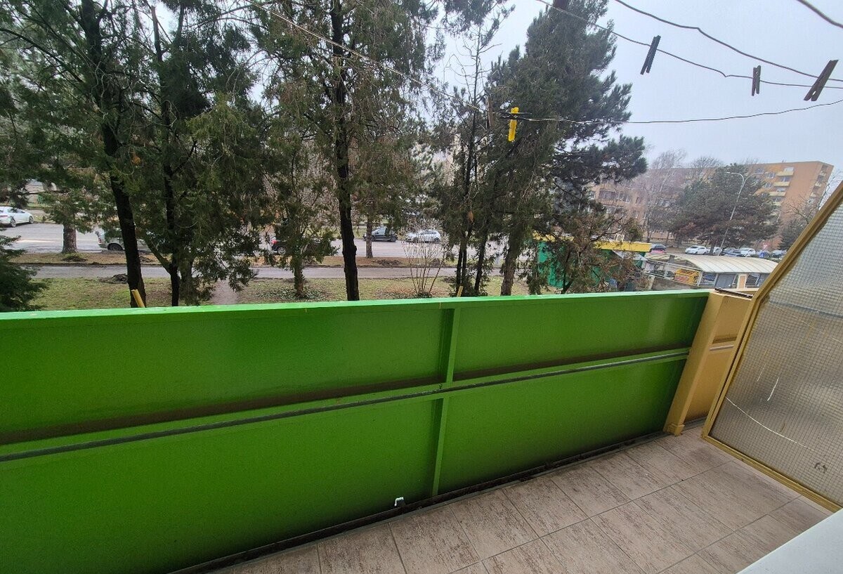 PREDAJ : GARSÓNKA S BALKÓNOM NA VII. SÍDLISKU, KOMÁRNO — foto 3