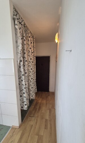 PREDAJ : 1 IZBOVÝ BYT, KOMÁRNO — foto 4