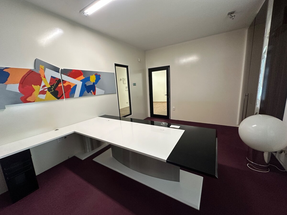 PREDAJ : PRIESTOR VHODNÝ NA BÝVANIE AJ PODNIKANIE, 73m2, KOMÁRNO — foto 7