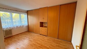 NA PREDAJ 3 IZBOVÝ BYT S BALKÓNOM V KOMÁRNE — foto 7