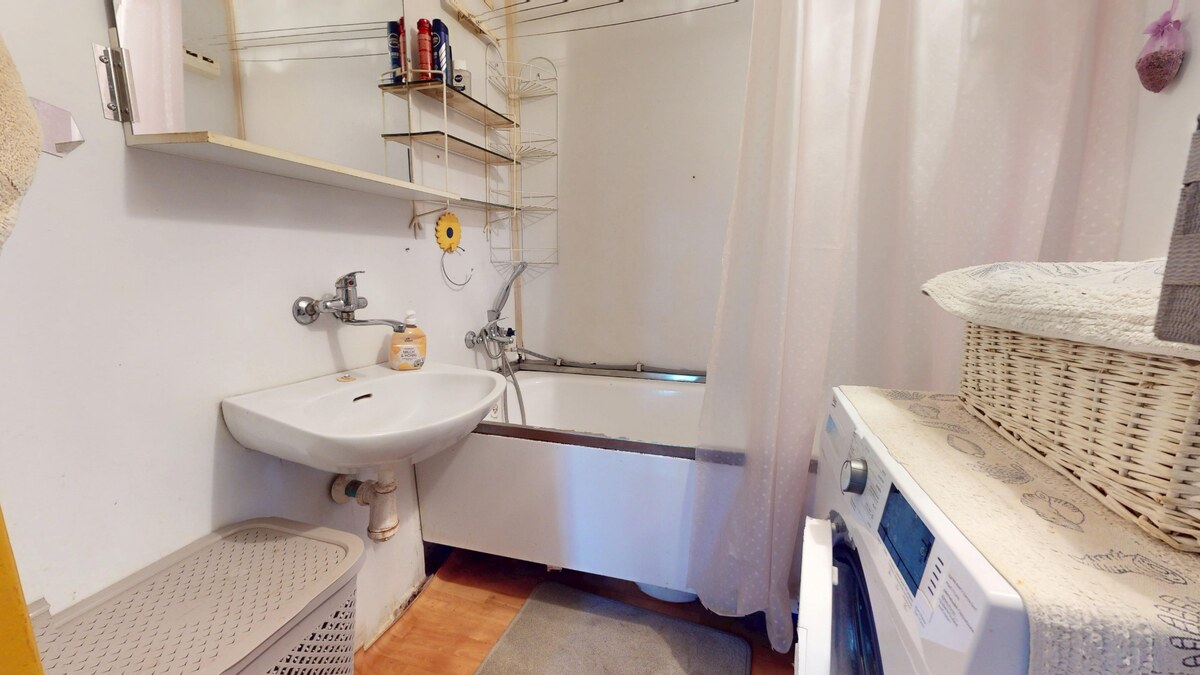NA PREDAJ 3 IZBOVÝ BYT NA ZAČIATKU VII. SÍDLISKA, UL. PALATÍNOVA — foto 13