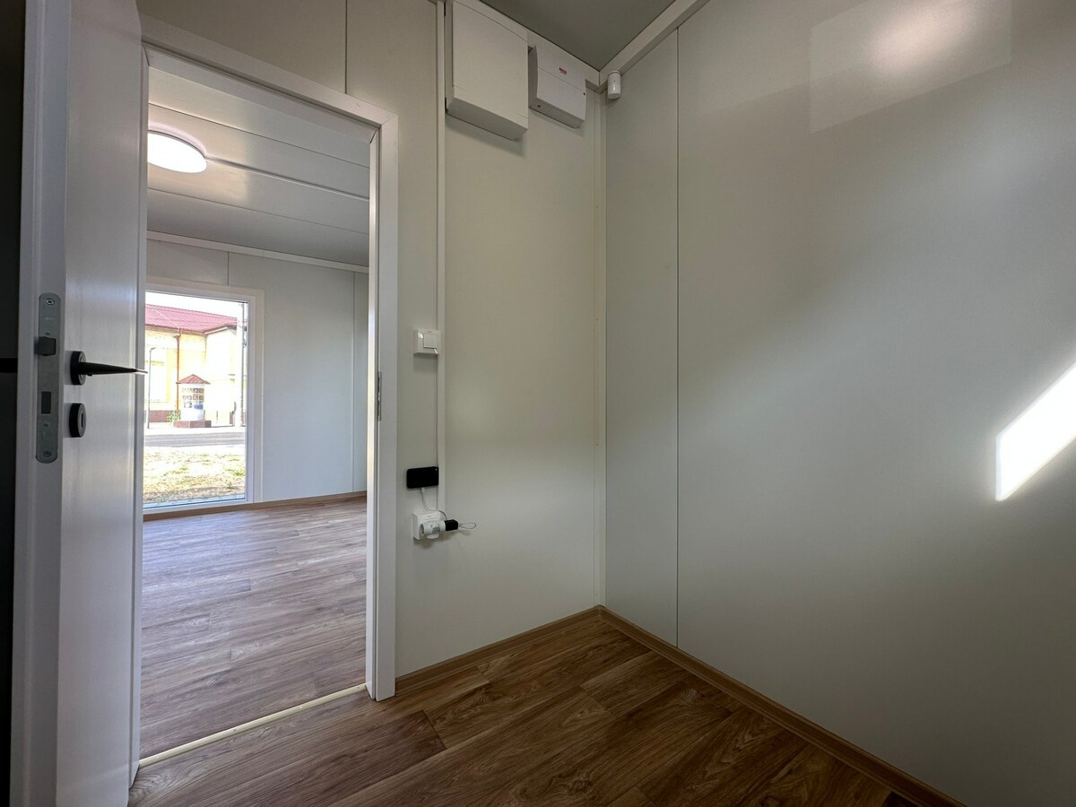 NA PRENÁJOM PRIESTOR SO 4 PARKOVACÍMI STÁTIAMI V CENTRE, VEĽKÝ MEDER — foto 6