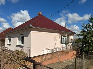 NA PREDAJ 2 IZBOVÝ RODINNÝ DOM S LETNOU KUCHYNKOU, DULOVCE — foto 2