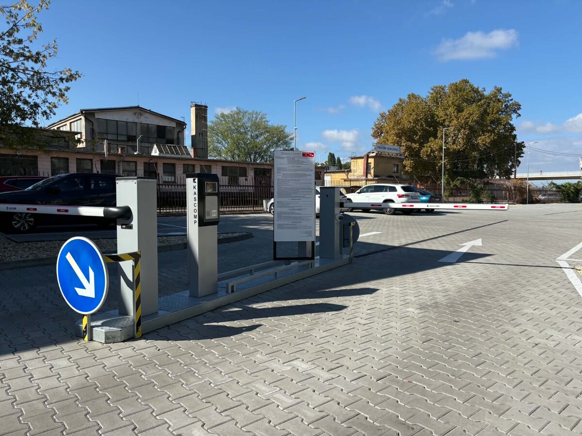 NA PRENÁJOM kancelársky priestor / 30 m²/  v centre mesta s parkovaním — foto 7