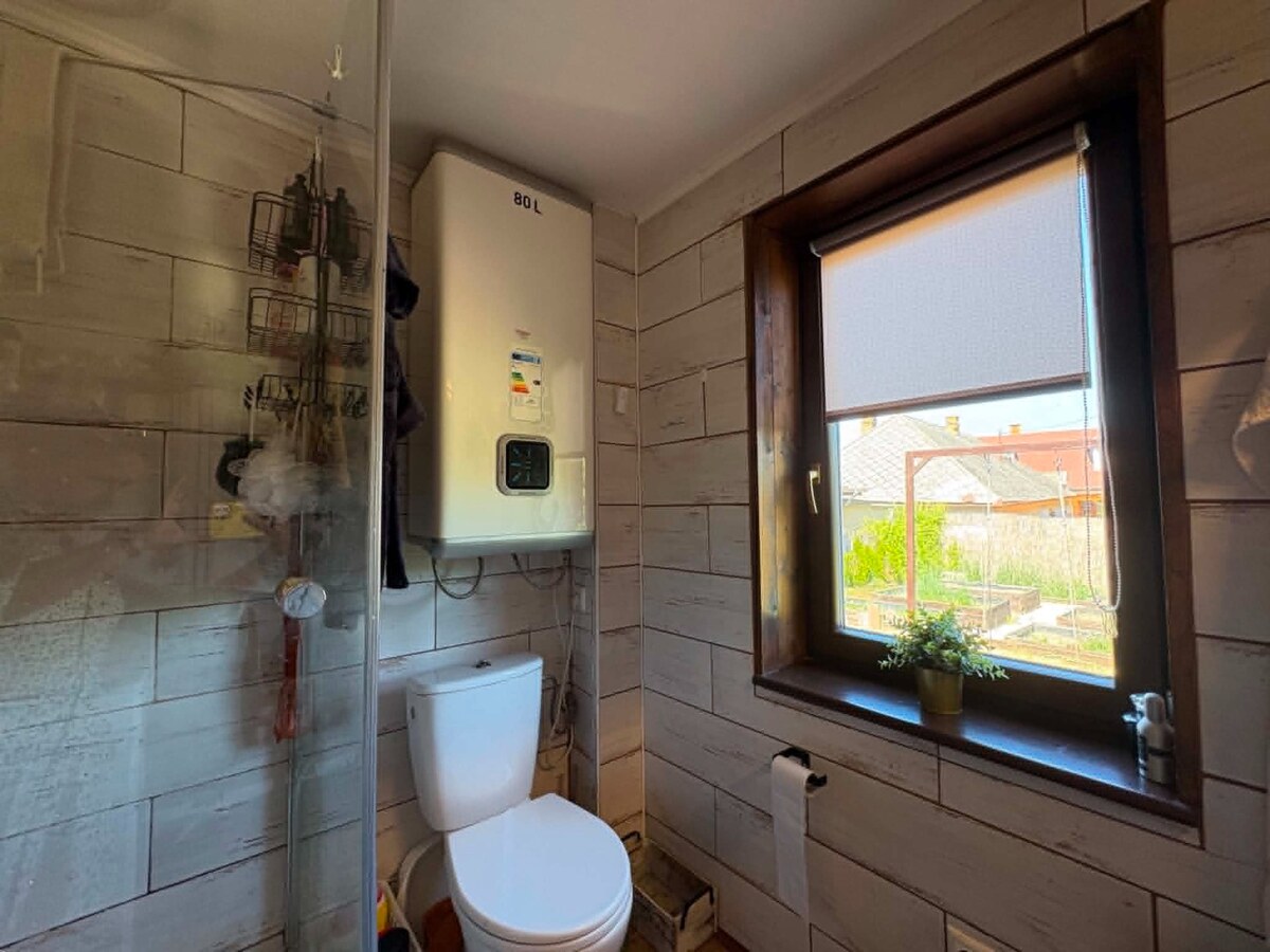 NA PREDAJ pokojný vidiecký dom s dušou a veľkým pozemkom, Kava — foto 16