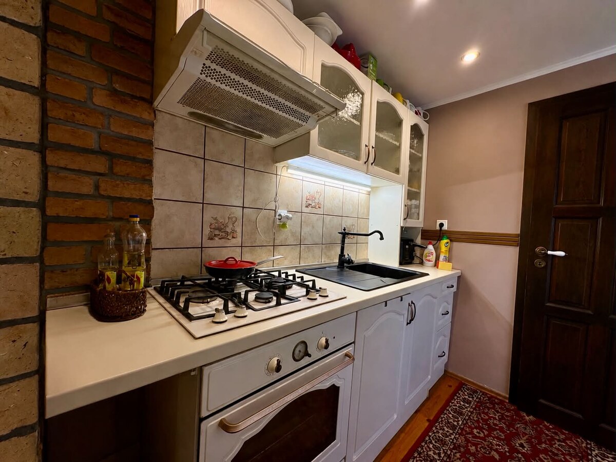 NA PREDAJ pokojný vidiecký dom s dušou a veľkým pozemkom, Kava — foto 4