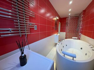 NA PREDAJ prerobený 2 izbový byt v širšom centre, Komárno — foto 12
