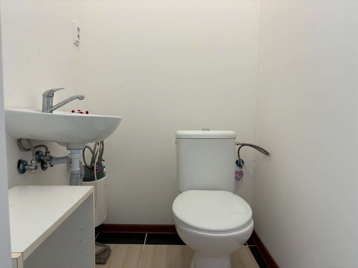 NA PRENÁJOM menší podnikateľský priestor /20 m2/ Komárno — foto 6