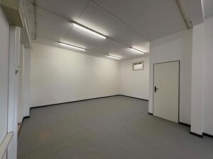 NA PRENÁJOM podnikateľský / skladový/ priestor /67 m2/ Komárno — foto 4