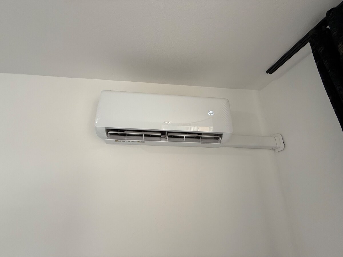 PRENÁJOM , veľký 3 izbový byt ,82m2 ,s balkónom Nové Zámky, prerobený — foto 8