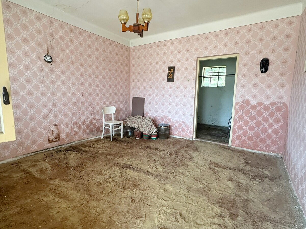 NA PREDAJ RODINNÝ DOM NA KĽUDNOM, TICHOM MIESTE, MARTOVCE — foto 11