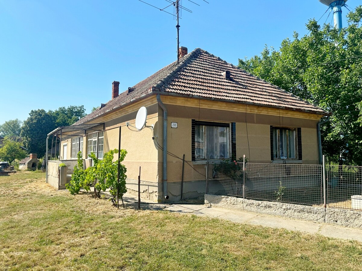 NA PREDAJ RODINNÝ DOM NA KĽUDNOM, TICHOM MIESTE, MARTOVCE — foto 14