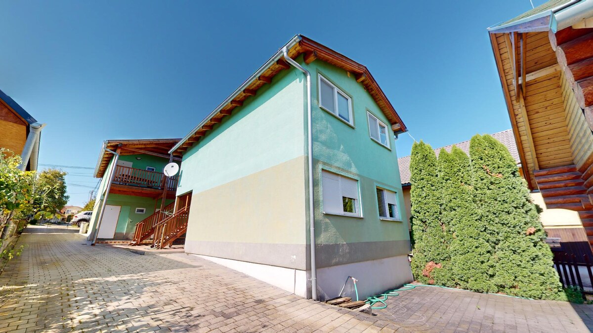 Na predaj : penzión Podhájska , 14 izieb , 46 miest,tri stavby — foto 12