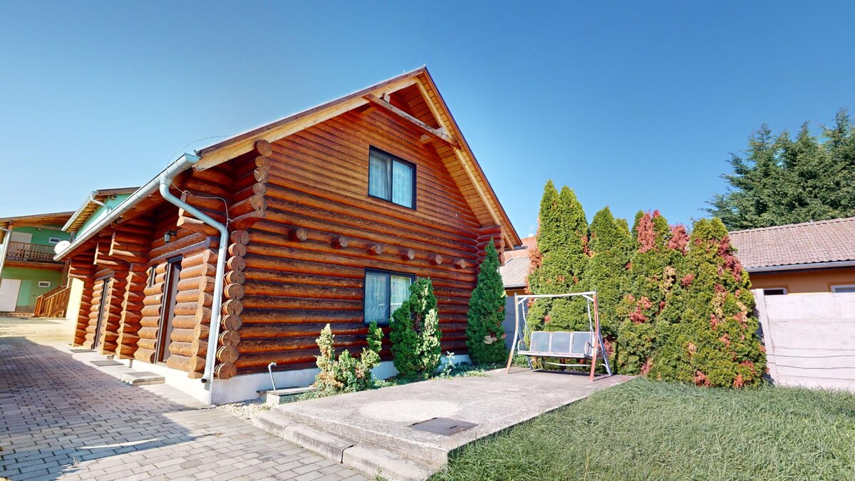 Na predaj : penzión Podhájska , 14 izieb , 46 miest,tri stavby — foto 3