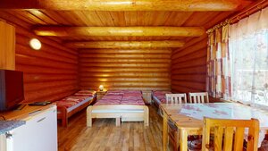 Na predaj : penzión Podhájska , 14 izieb , 46 miest,tri stavby — foto 10